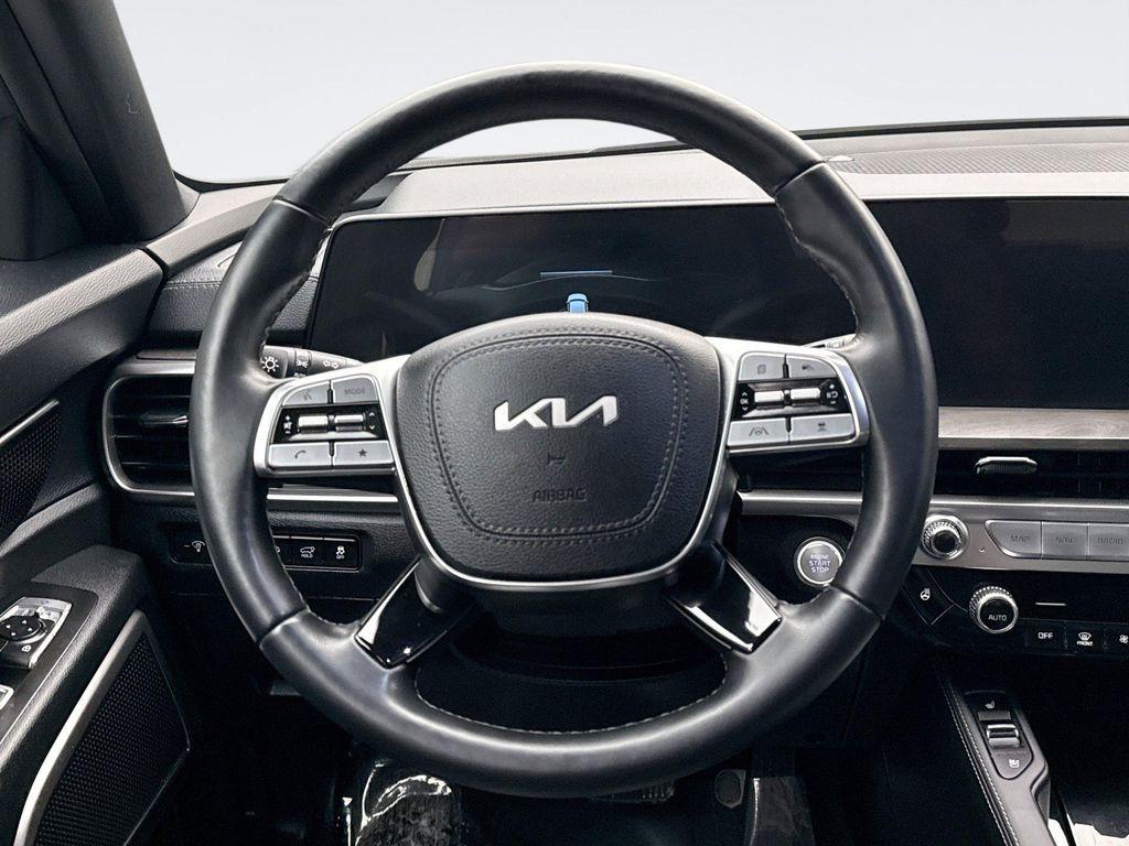 used 2025 Kia Telluride car, priced at $40,900