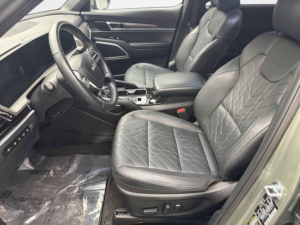 used 2025 Kia Telluride car, priced at $40,900
