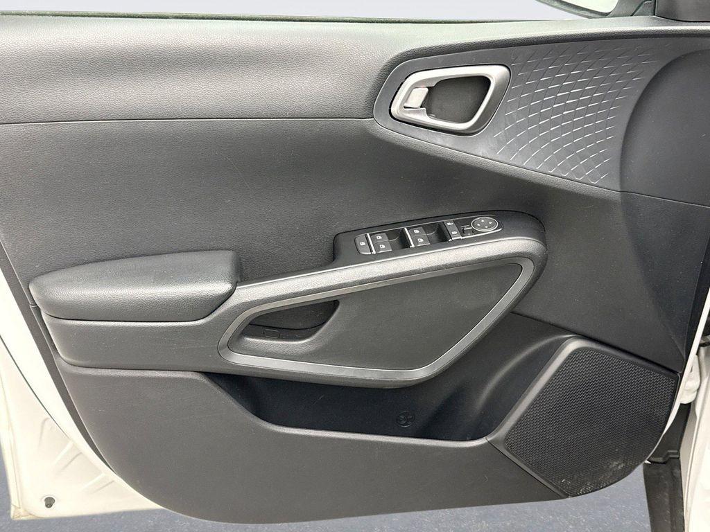 used 2020 Kia Soul car, priced at $13,549