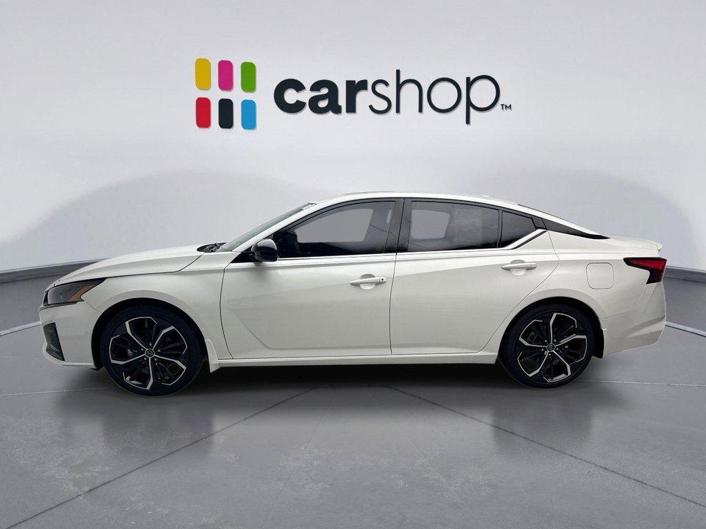 used 2023 Nissan Altima car, priced at $25,989