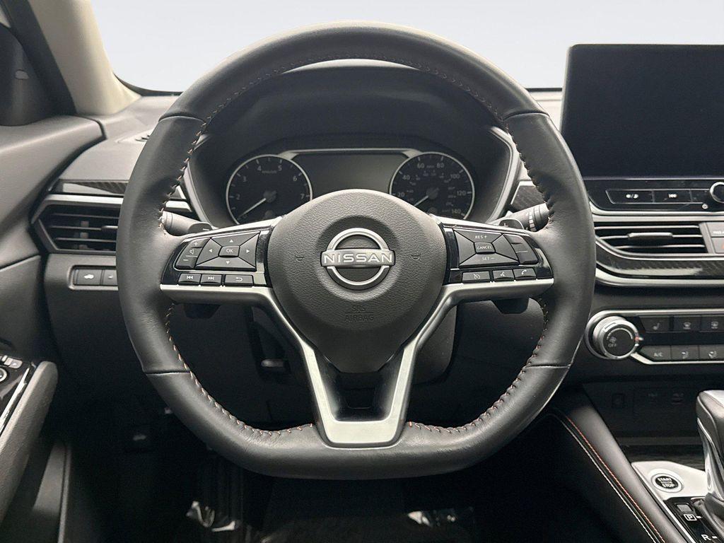 used 2023 Nissan Altima car, priced at $25,989