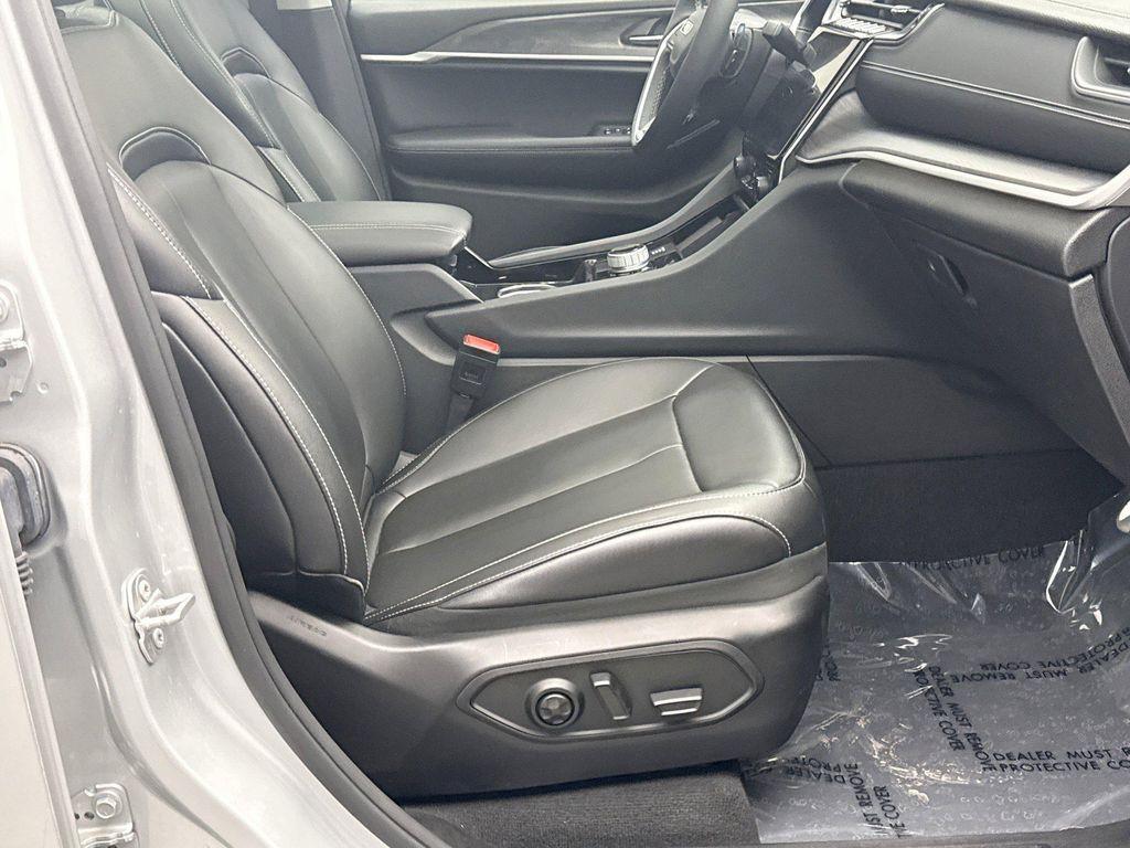 used 2023 Jeep Grand Cherokee L car, priced at $34,999
