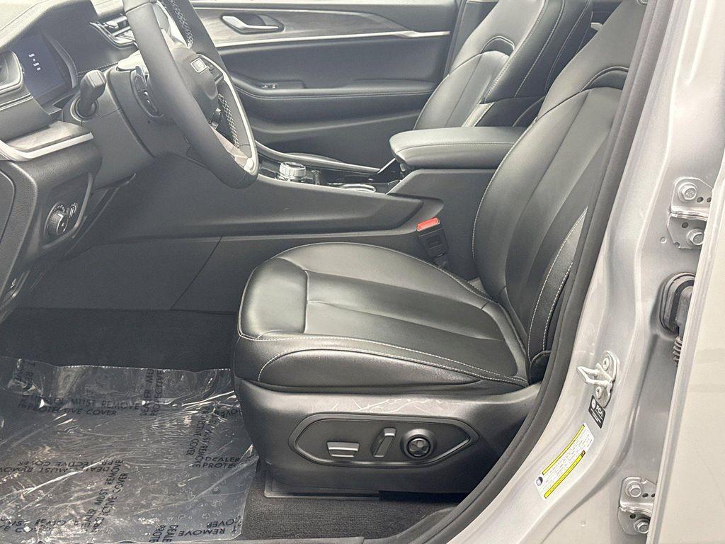 used 2023 Jeep Grand Cherokee L car, priced at $34,999