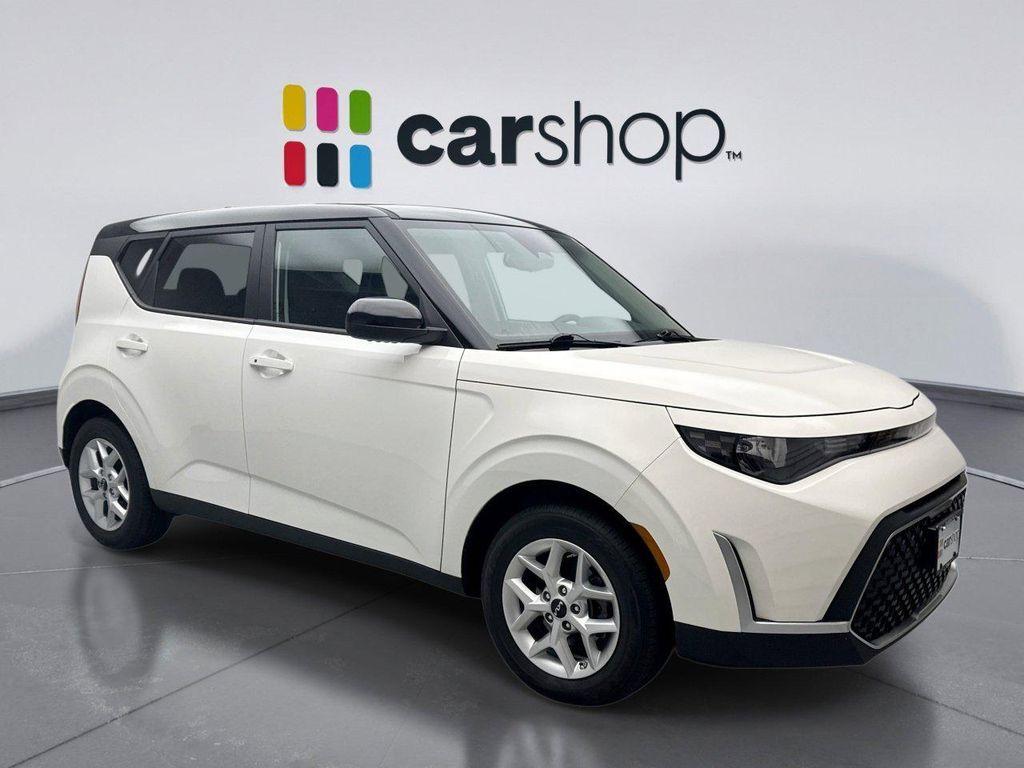 used 2025 Kia Soul car, priced at $22,299