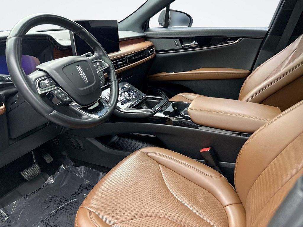 used 2023 Lincoln Nautilus car, priced at $38,689