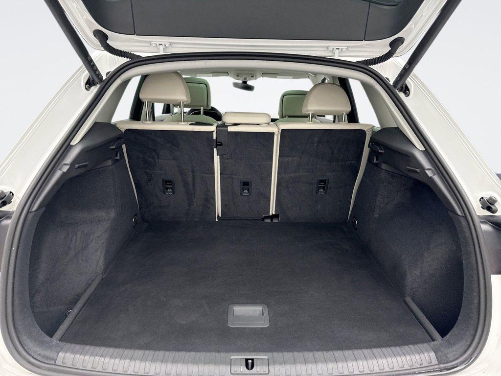 used 2023 Audi Q3 car, priced at $28,999