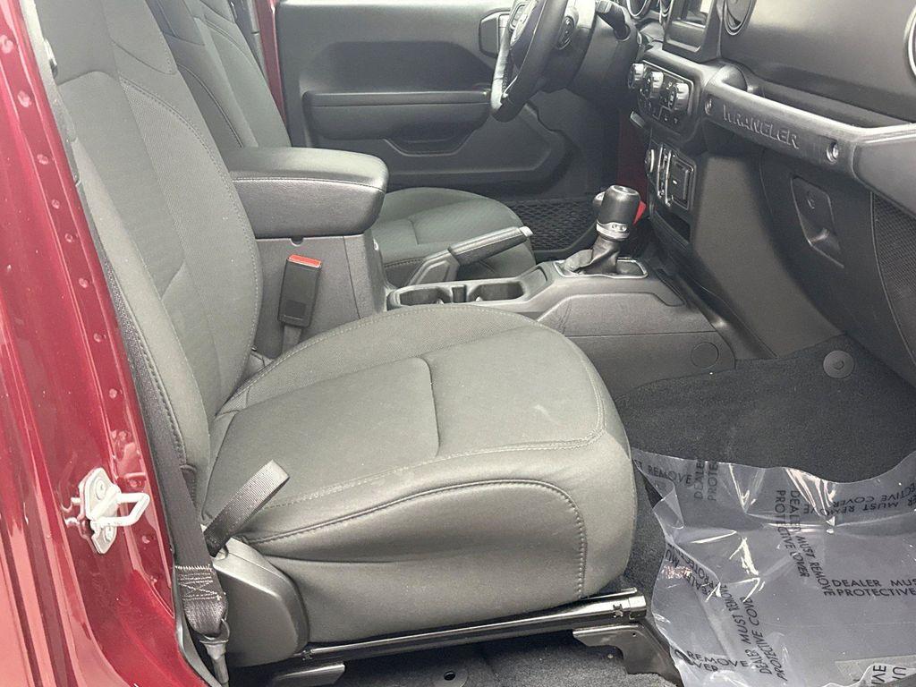 used 2022 Jeep Wrangler Unlimited car, priced at $31,089