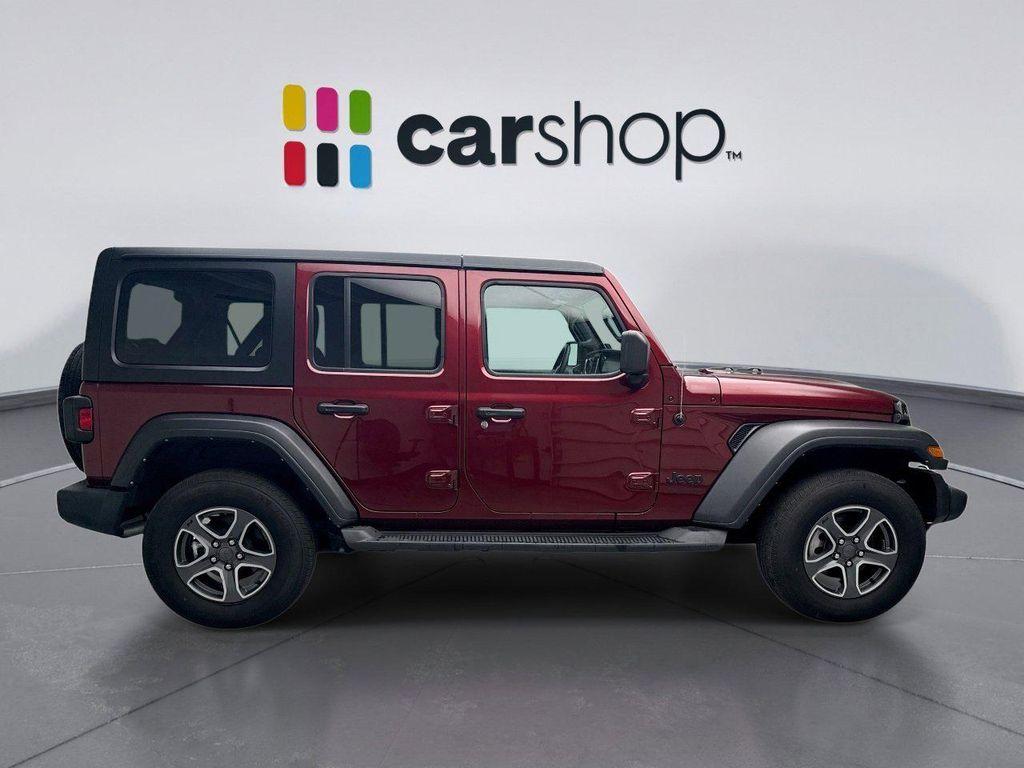 used 2022 Jeep Wrangler Unlimited car, priced at $31,089