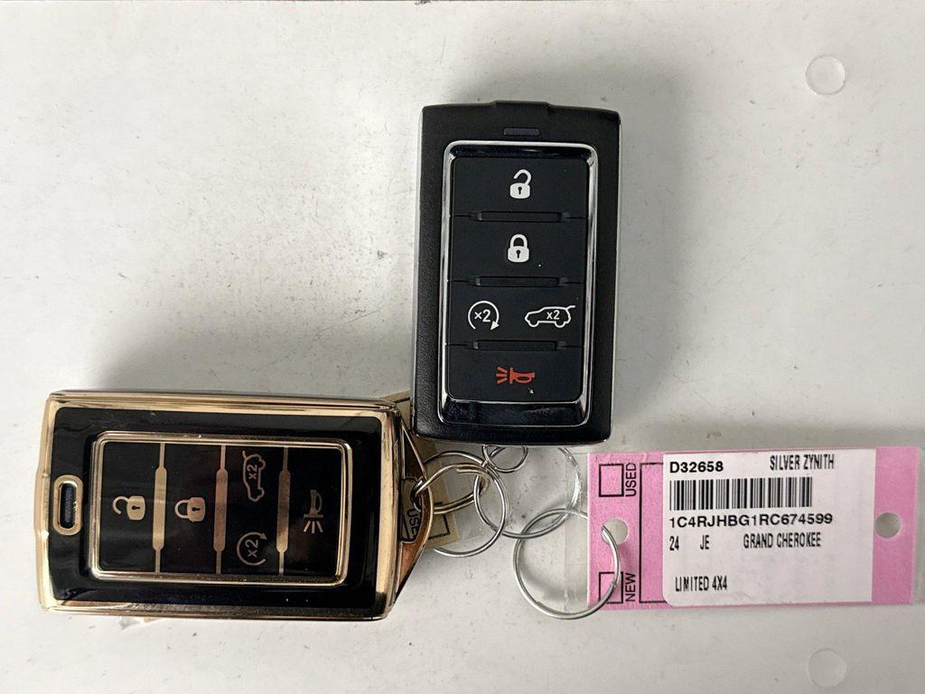 used 2024 Jeep Grand Cherokee car, priced at $32,999