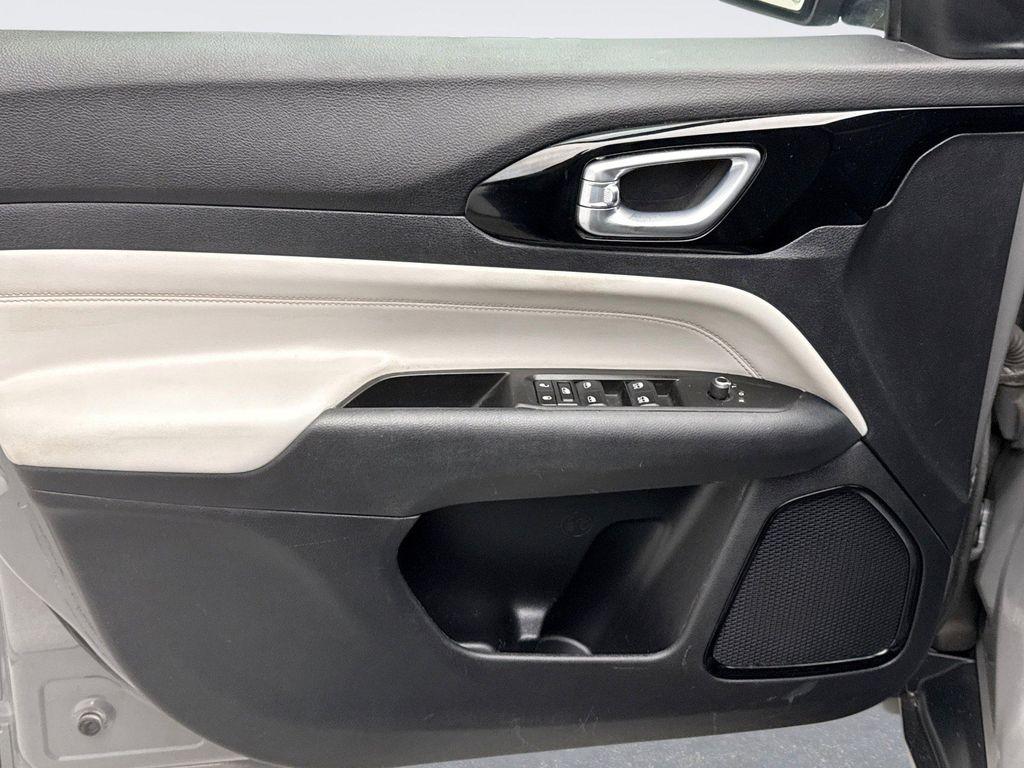 used 2022 Jeep Compass car, priced at $21,899