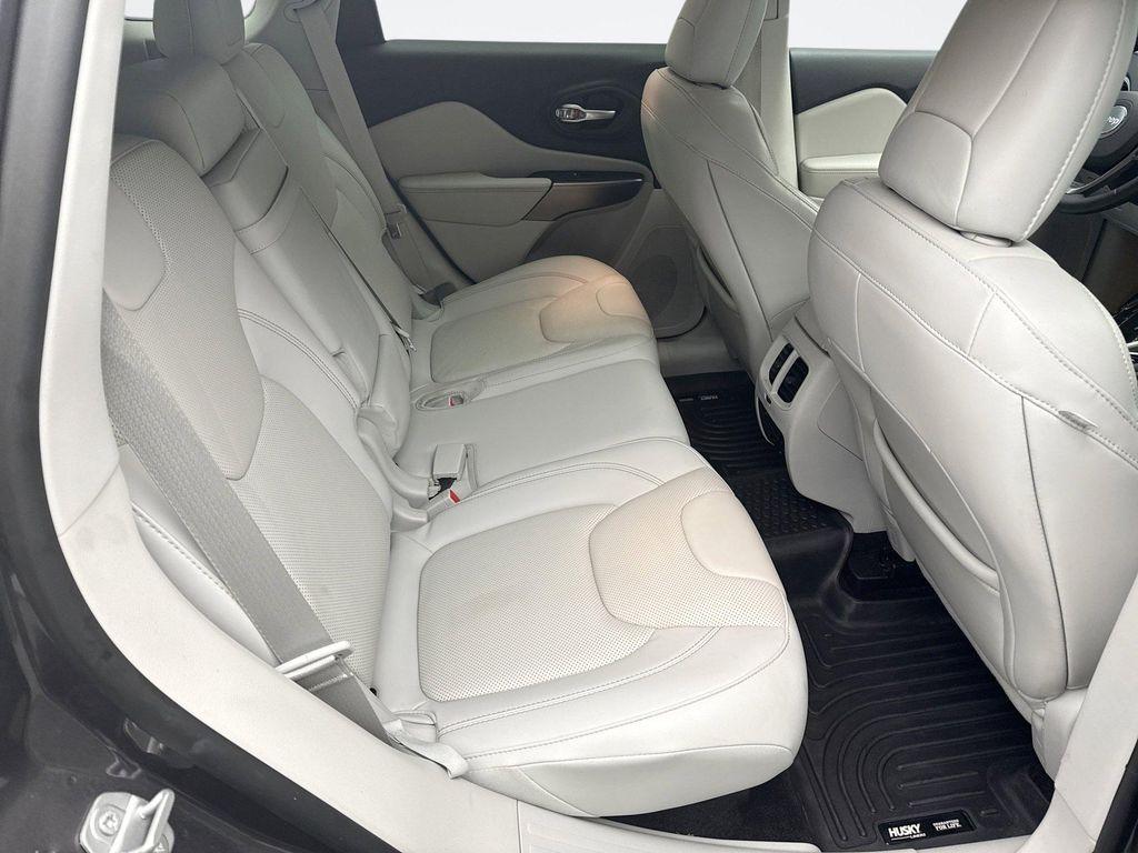 used 2019 Jeep Cherokee car, priced at $18,349