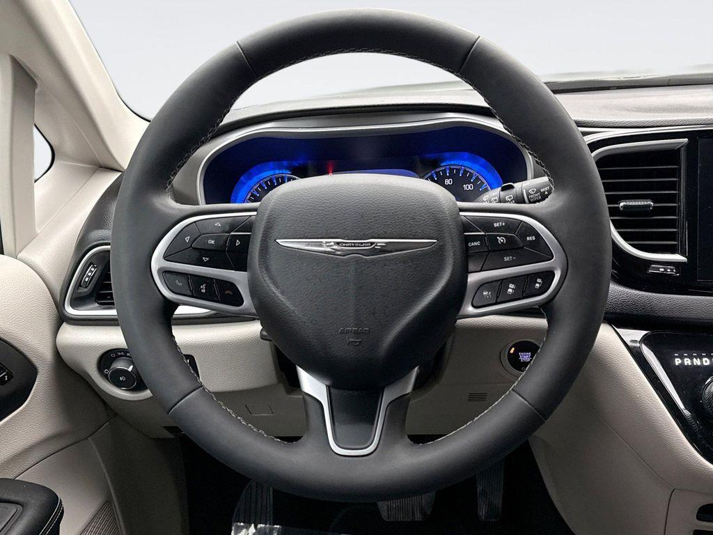 used 2024 Chrysler Pacifica car, priced at $26,048