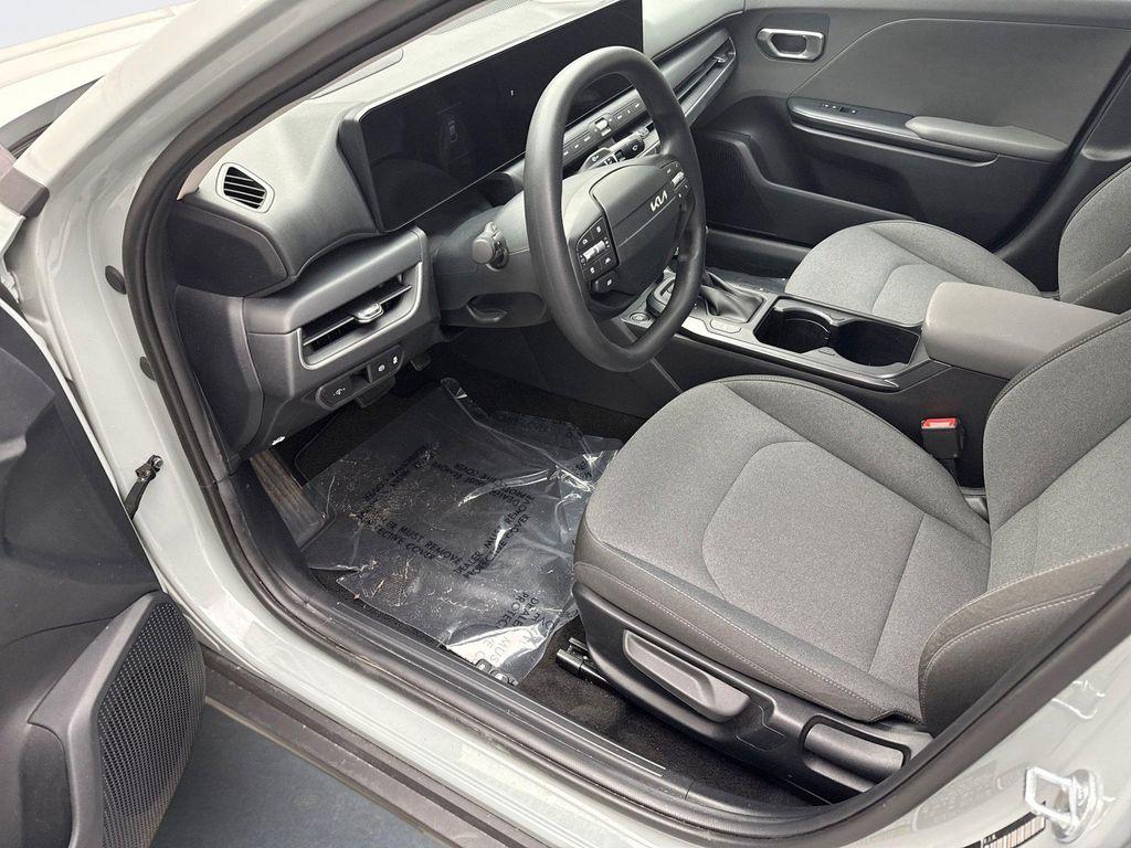 used 2025 Kia K4 car, priced at $21,999