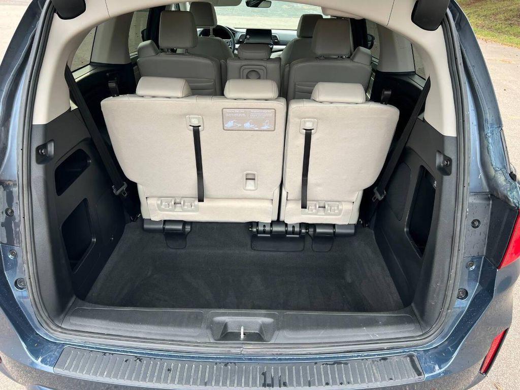 used 2025 Honda Odyssey car, priced at $33,999