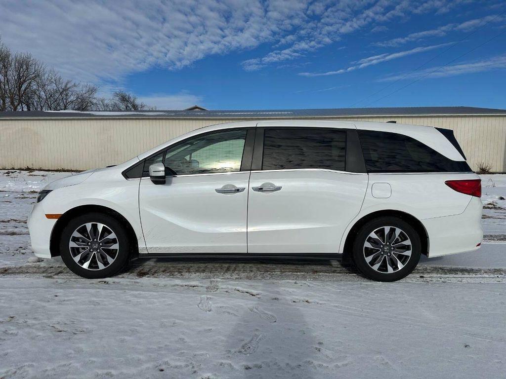 used 2024 Honda Odyssey car, priced at $27,000