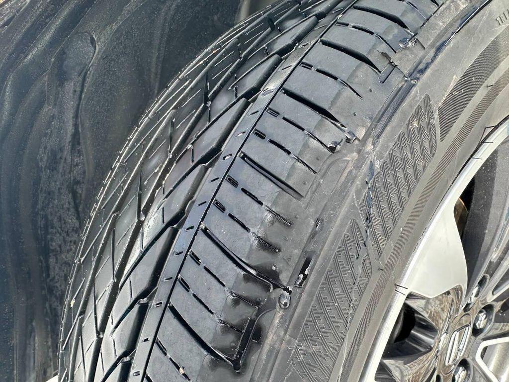 used 2024 Honda Odyssey car, priced at $27,000