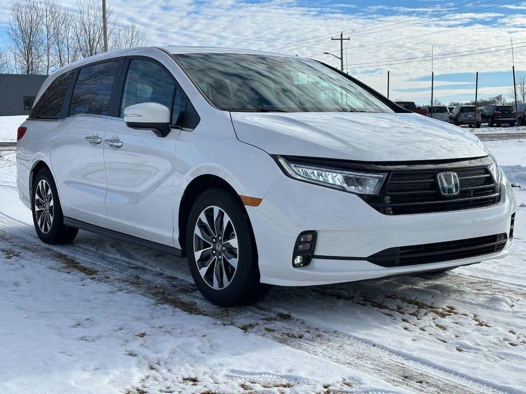 used 2024 Honda Odyssey car, priced at $27,000