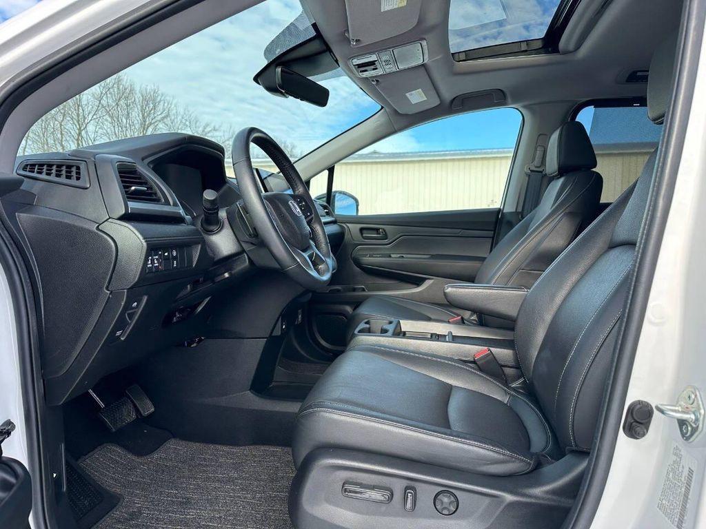 used 2024 Honda Odyssey car, priced at $27,000