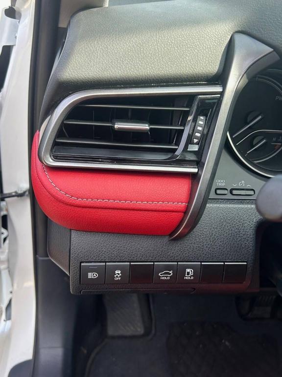 used 2024 Toyota Camry Hybrid car, priced at $26,200