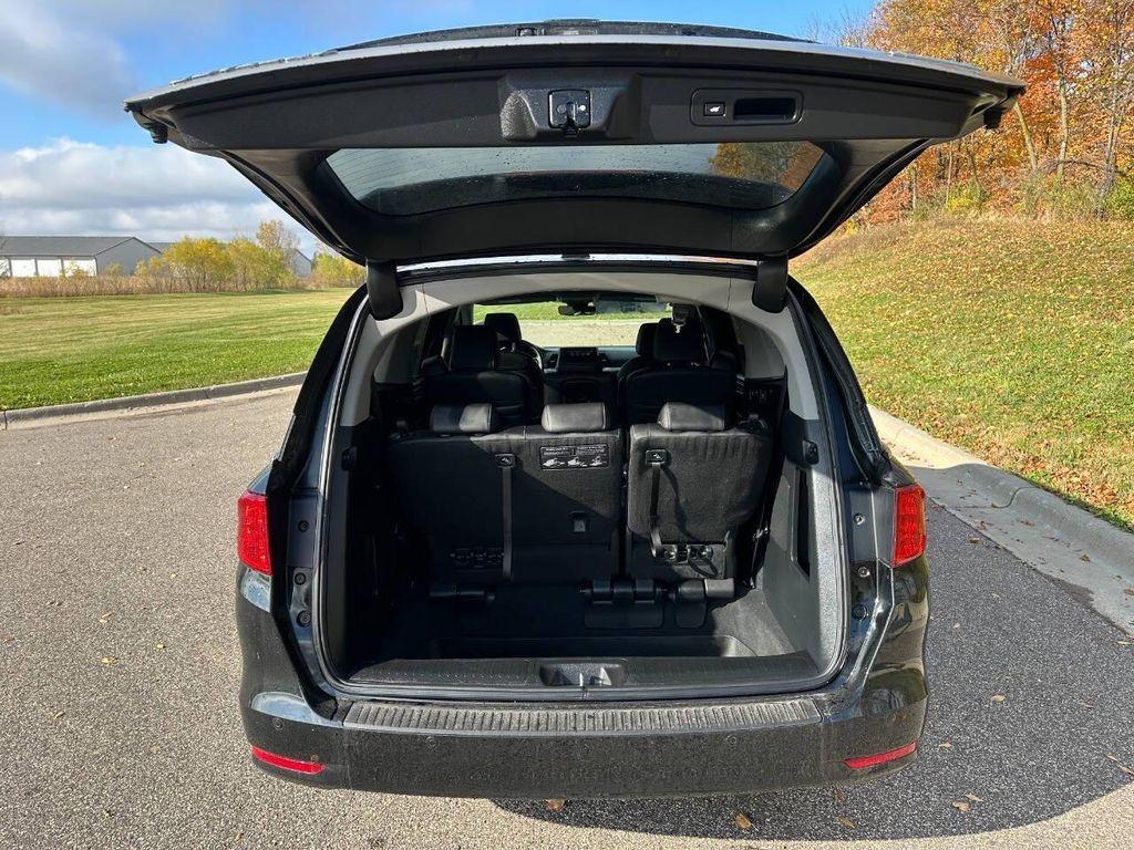 used 2024 Honda Odyssey car, priced at $28,000