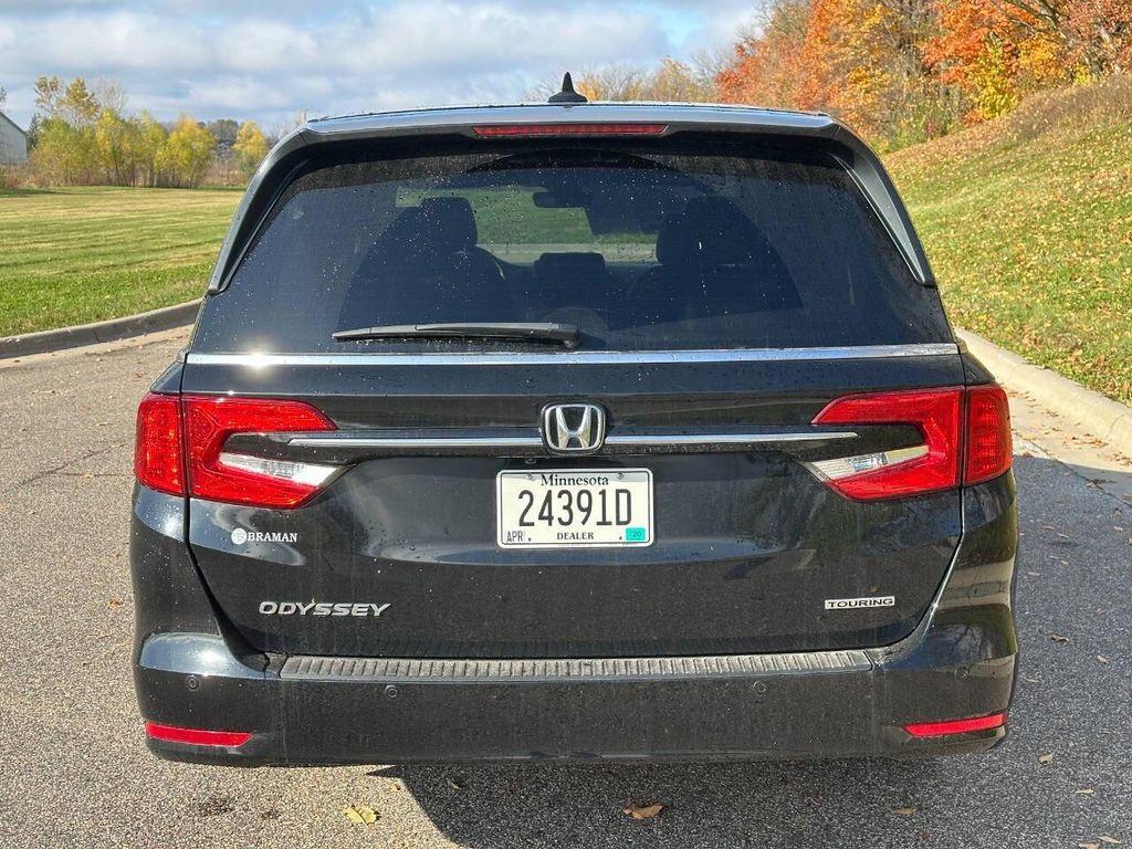 used 2024 Honda Odyssey car, priced at $28,000