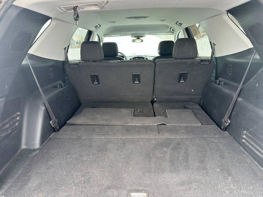 used 2021 Chevrolet Traverse car, priced at $13,900