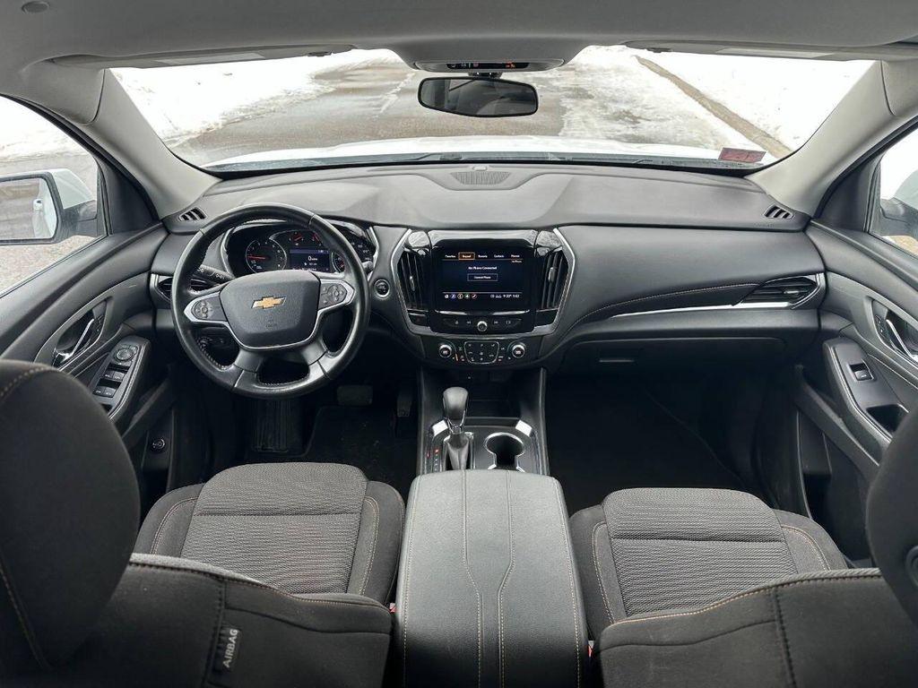 used 2021 Chevrolet Traverse car, priced at $13,900