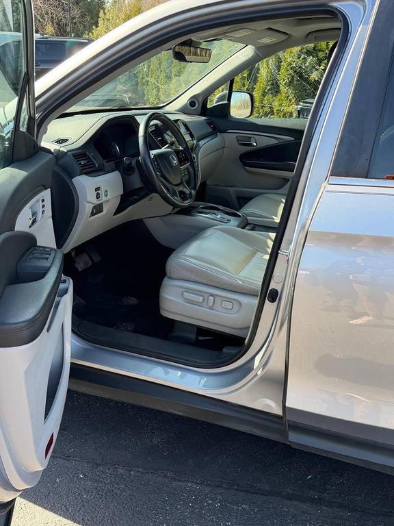 used 2021 Honda Pilot car, priced at $17,999