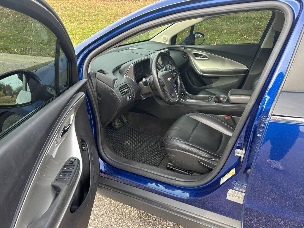 used 2013 Chevrolet Volt car, priced at $6,500