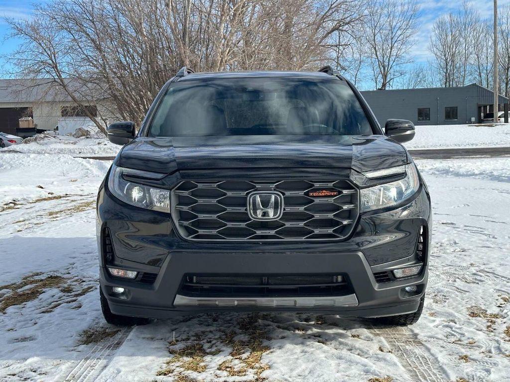 used 2025 Honda Passport car, priced at $29,000