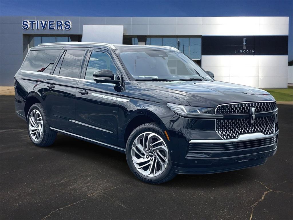new 2025 Lincoln Navigator car, priced at $94,495