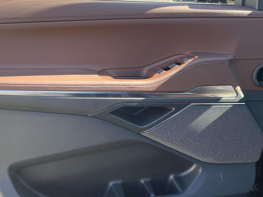 new 2025 Lincoln Navigator car, priced at $97,995