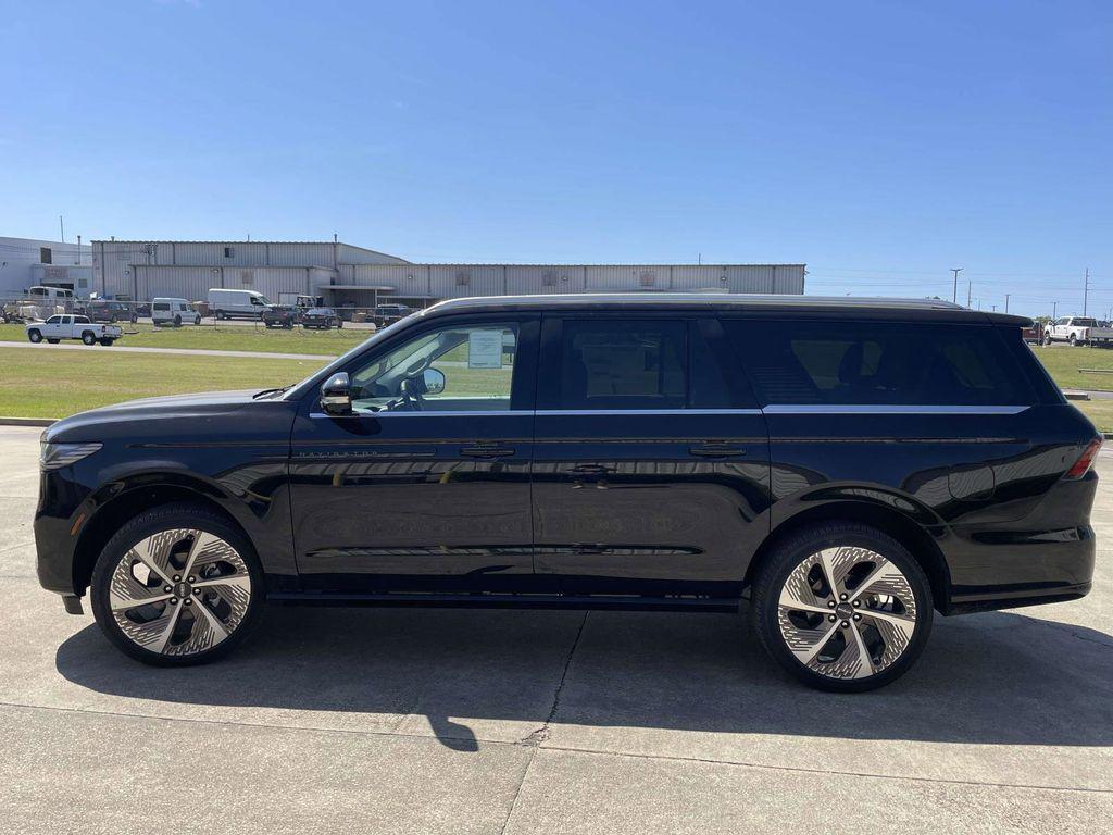 new 2026 Lincoln Navigator car, priced at $116,577