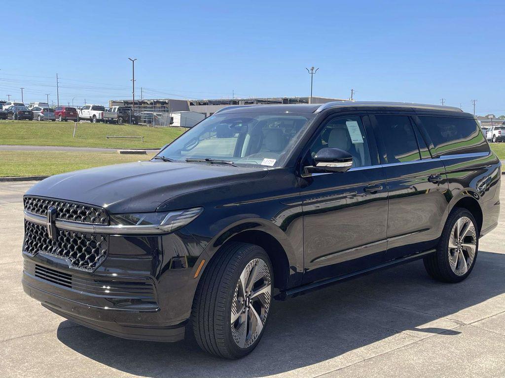 new 2026 Lincoln Navigator car, priced at $116,577