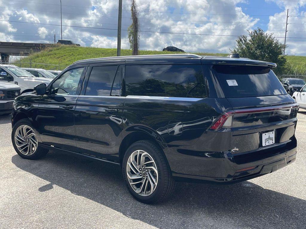 new 2027 Lincoln Navigator car, priced at $107,029