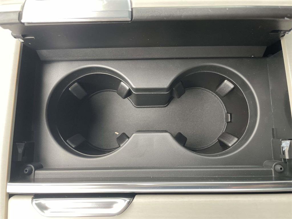 new 2025 Lincoln Navigator car, priced at $100,995