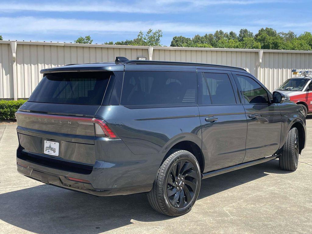 used 2025 Lincoln Navigator car, priced at $81,889