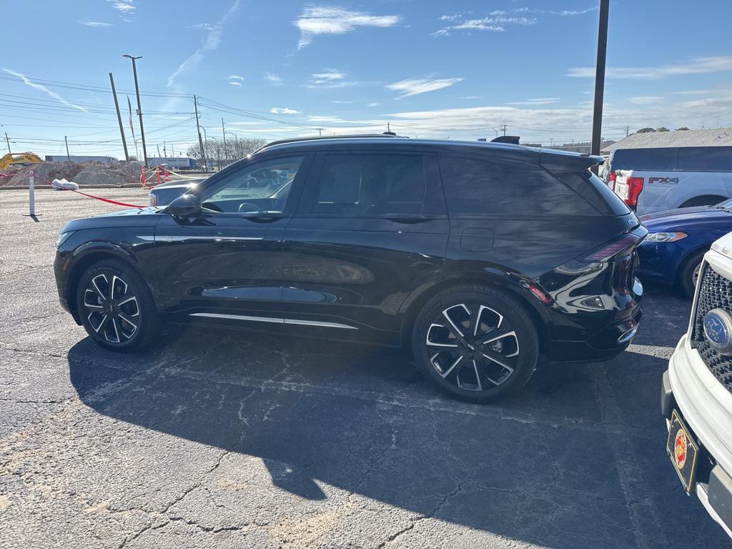 used 2024 Lincoln Nautilus car, priced at $49,997