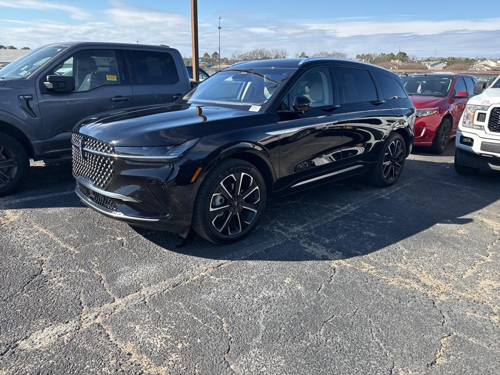 used 2024 Lincoln Nautilus car, priced at $49,997