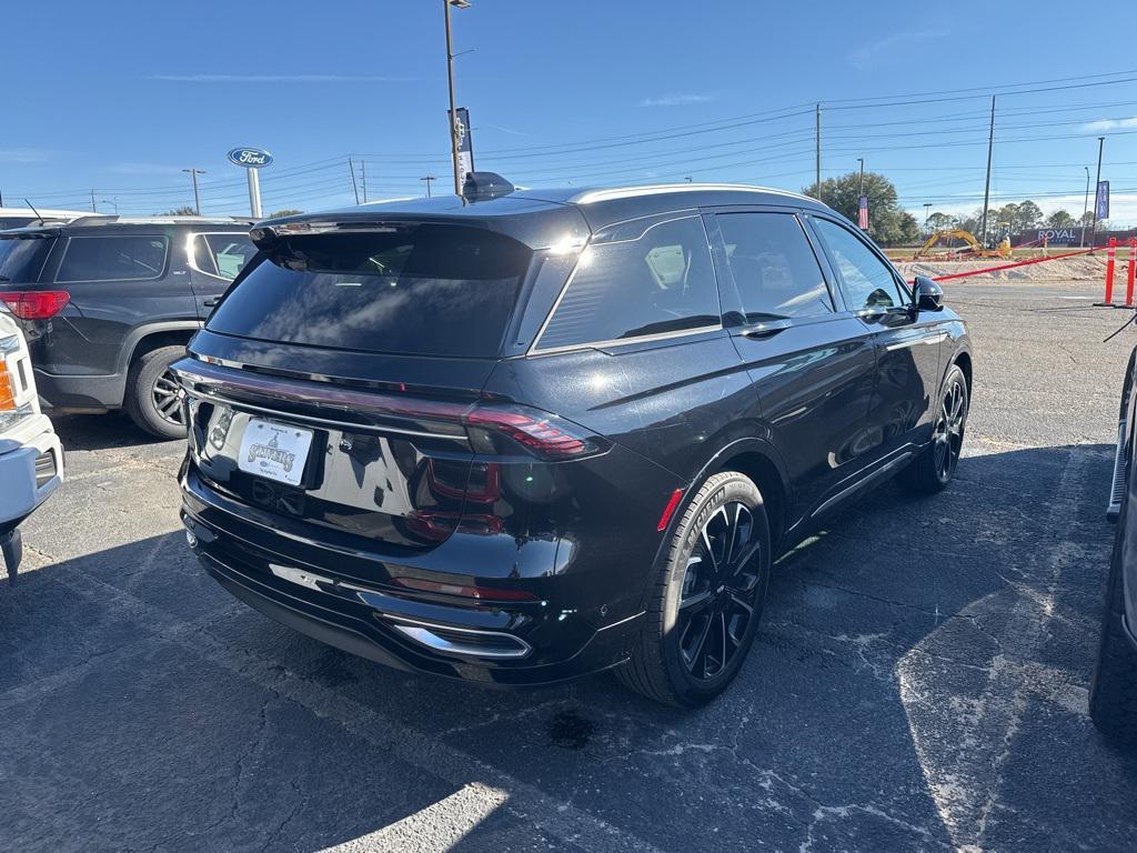 used 2024 Lincoln Nautilus car, priced at $49,997