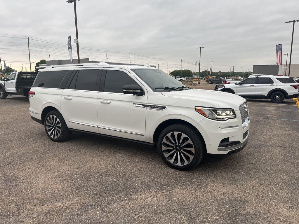 used 2024 Lincoln Navigator car, priced at $69,787