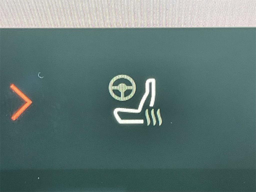 new 2025 Lincoln Navigator car, priced at $100,995