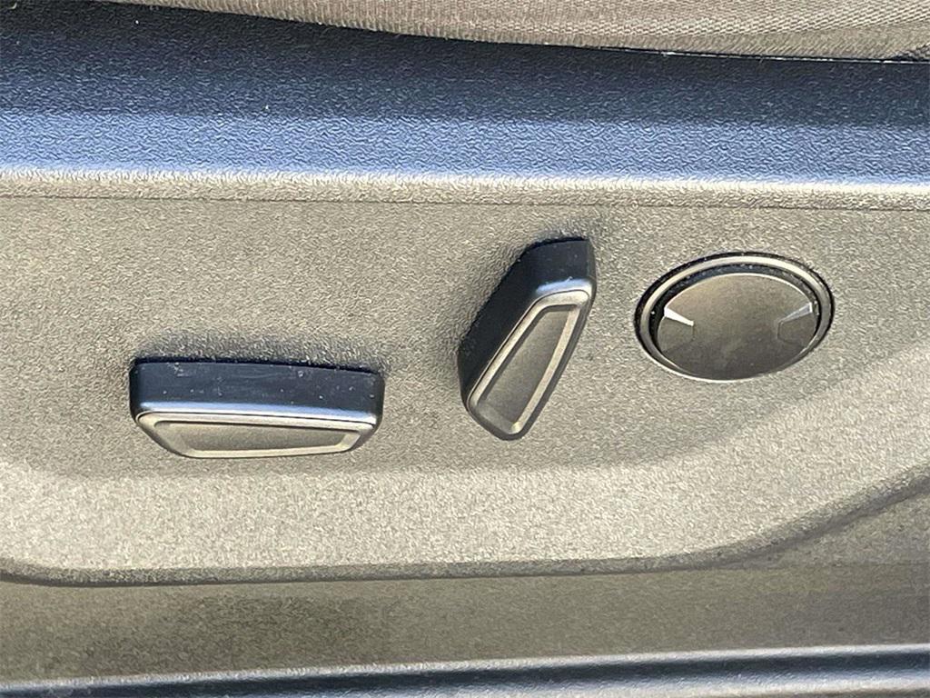 used 2023 Ford F-150 car, priced at $38,918