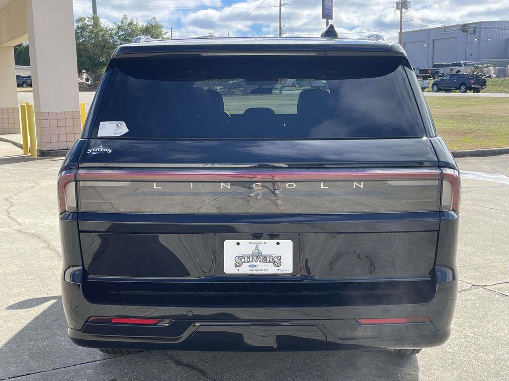 new 2026 Lincoln Navigator car, priced at $98,928