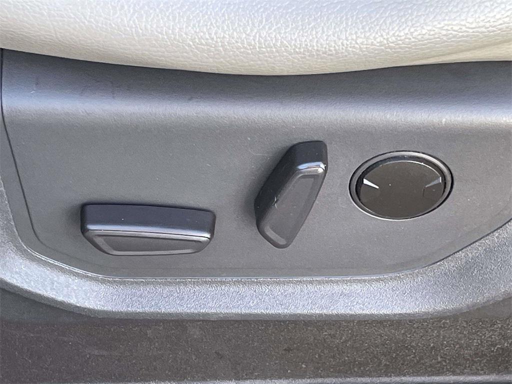 used 2021 Ford Expedition Max car, priced at $28,987