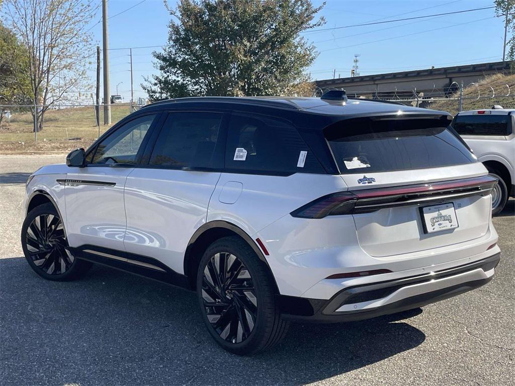 new 2026 Lincoln Nautilus car, priced at $67,092