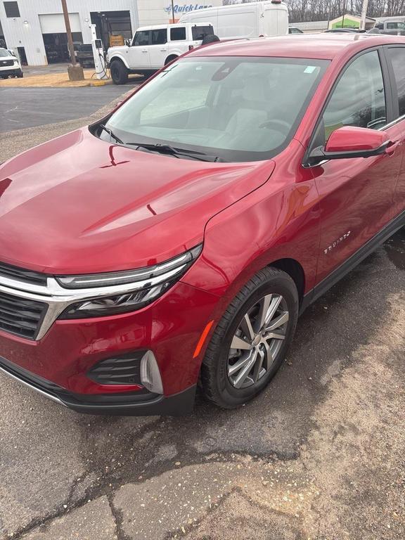 used 2024 Chevrolet Equinox car, priced at $21,227