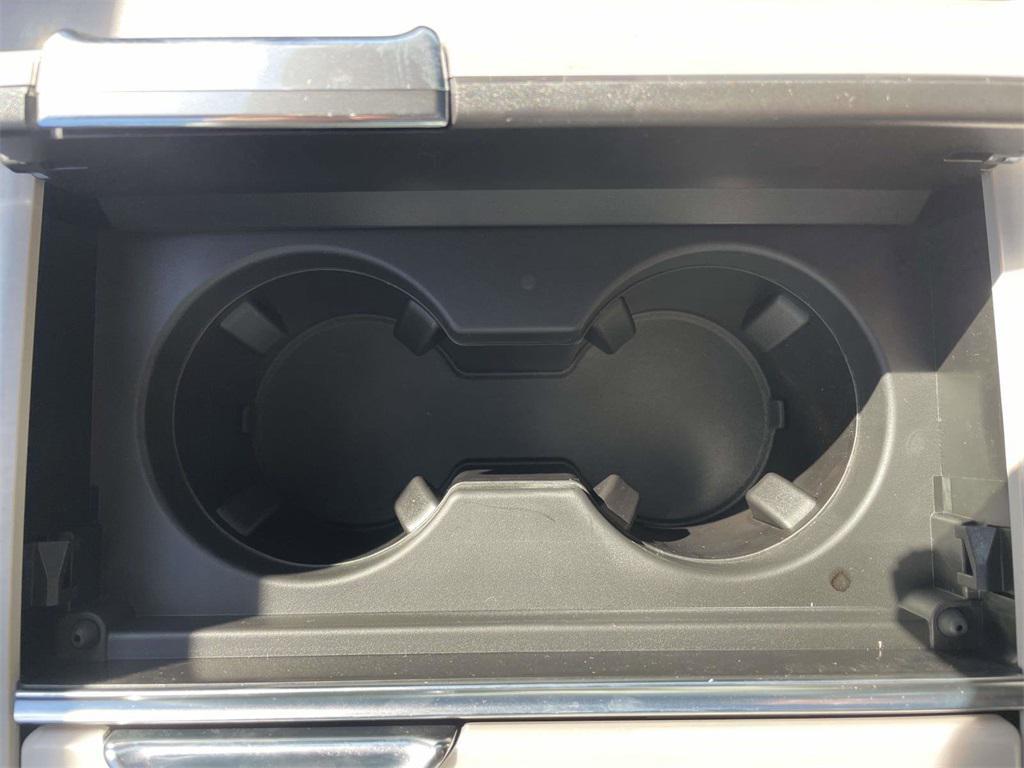 new 2025 Lincoln Navigator car, priced at $97,495