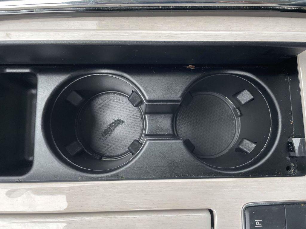 used 2022 Lincoln Navigator car, priced at $57,884