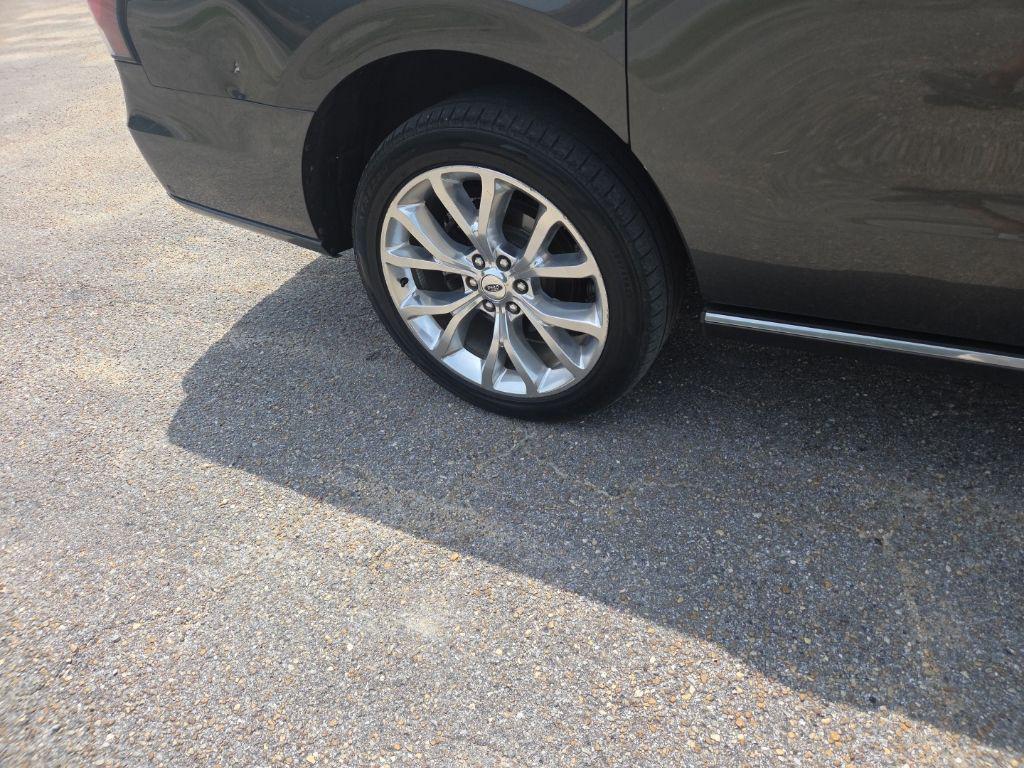 used 2019 Ford Expedition Max car, priced at $17,884